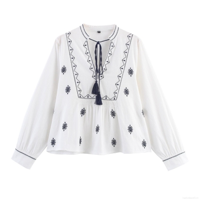 Women's Bohemian Embroidered Blouse Retro V-Neck Tassel Lacing Long Sleeve Cotton Blend Casual Ethnic Style Top Shirt For Ladies