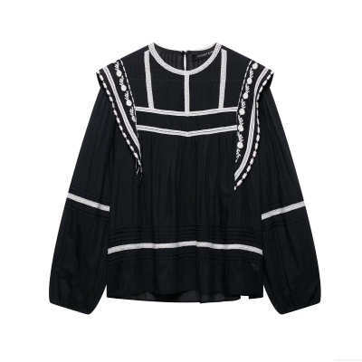 Women Retro Bohemian Long Sleeve Blouse With Contrast Flower Embroidery White Lace Trim Pleated Cotton Blend Shirt Casual Elegant Top