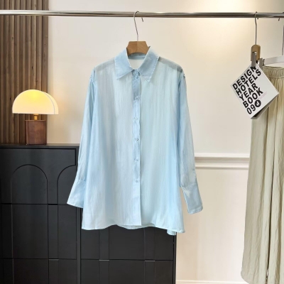 Women's Casual Light Blue Long Sleeve Tencel Blouse Fashion Texture Sheer Loose Button Down Shirt Minimalist Chic Lapel Top for Women Daily Vacation